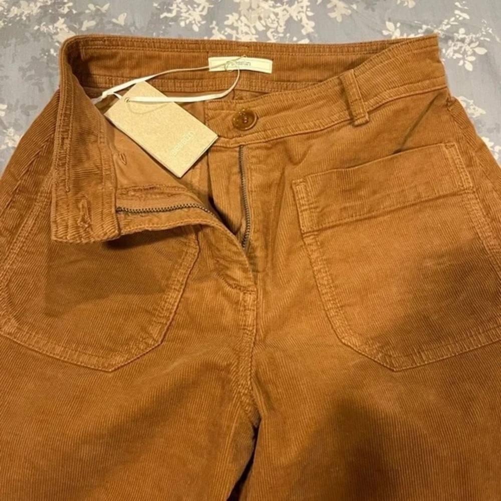 Sessun wide leg crop cords NWT 36